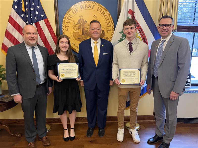 VBA Teacher Donald Thomas, HSOS Student Amelia Thomas, Secretary of State Kris Warner, HSOS Joshua “Isaac” Conaway, and Delegate John Jordan