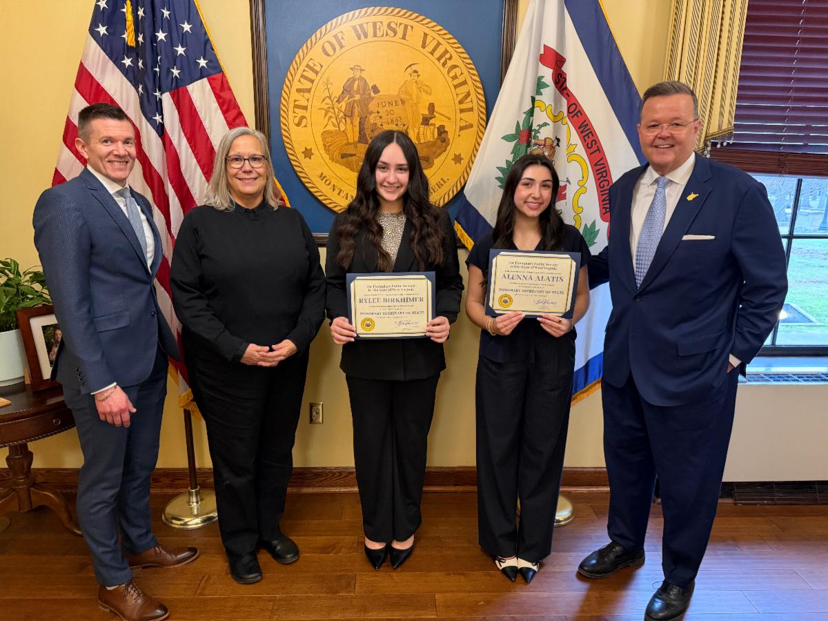 WV State Senator Ryan Weld, MHS Guidance Counselor Amy Granato, HSOS Rylee Birkhimer, HSOS Alenna Alatis, and WV Secretary of State Kris Warner.